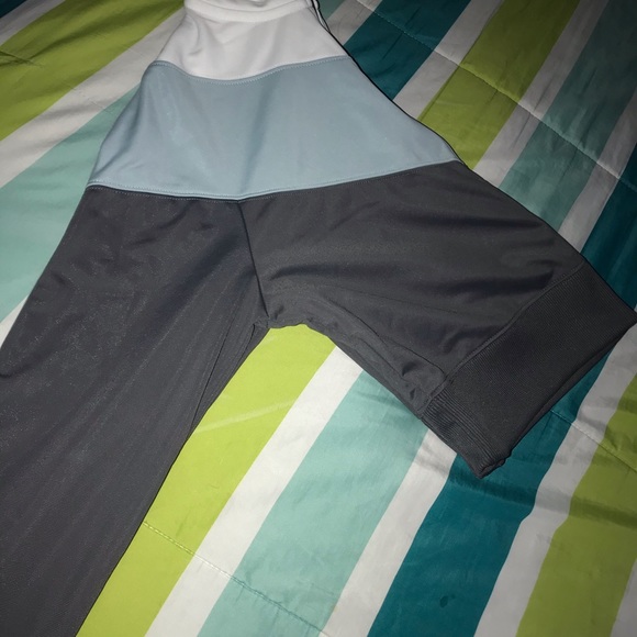 Nike jacket 💙 - Picture 3 of 5